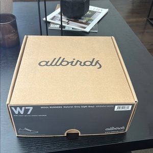 Allbirds Wool Runners 🎉 NEW IN BOX 🎉